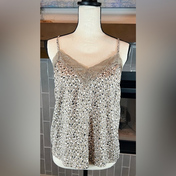 Aerie Animal Print Crocheted Lace Camisole Size Medium - Picture 1 of 5